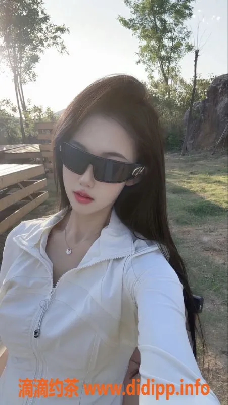 无锡楼凤资源信息,梁溪06学妹，颜值身材一流，服务多样