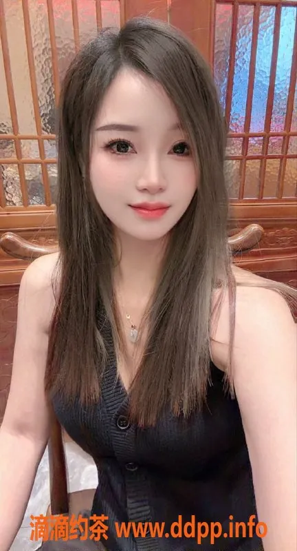 广州楼凤-白云区26岁琪琪，166cm，46kg，38D，特价服务来袭！