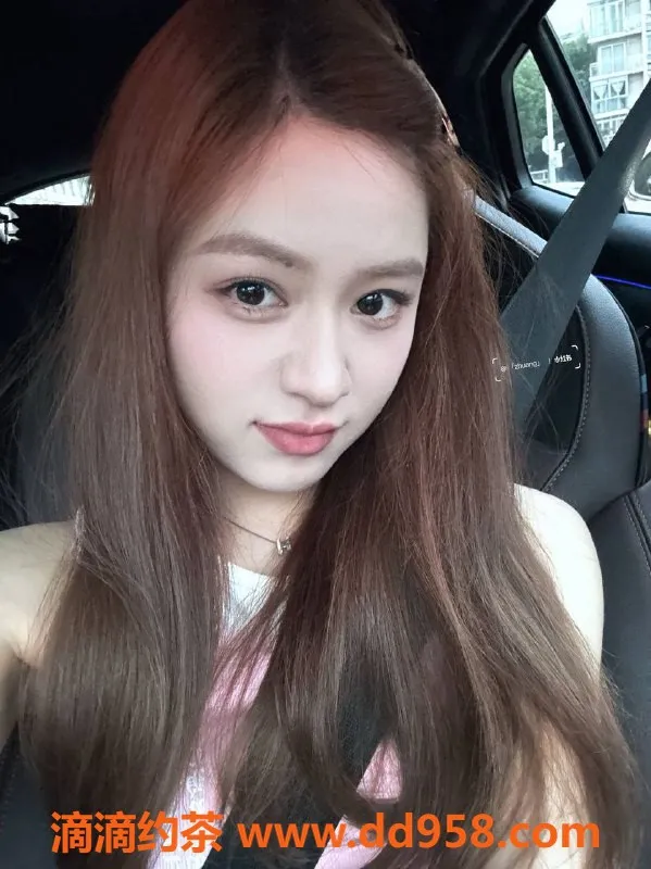 南通楼凤资源信息,南通崇川区晚晴，23岁，164cm，85斤，服务价格P800