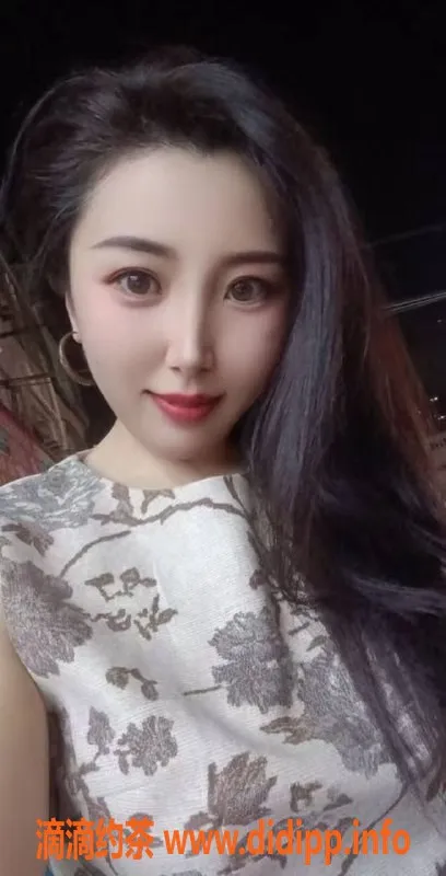 成都楼凤-武侯区晴空，姿态优雅的少御车服务