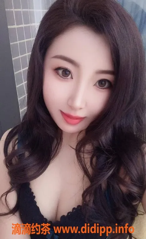 成都楼凤-武侯区晴空，姿态优雅的少御车服务