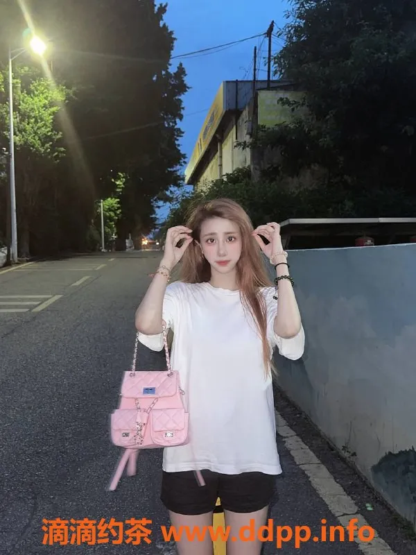 深圳楼凤-广州南山老师，2500起，舌吻SM可爱服务