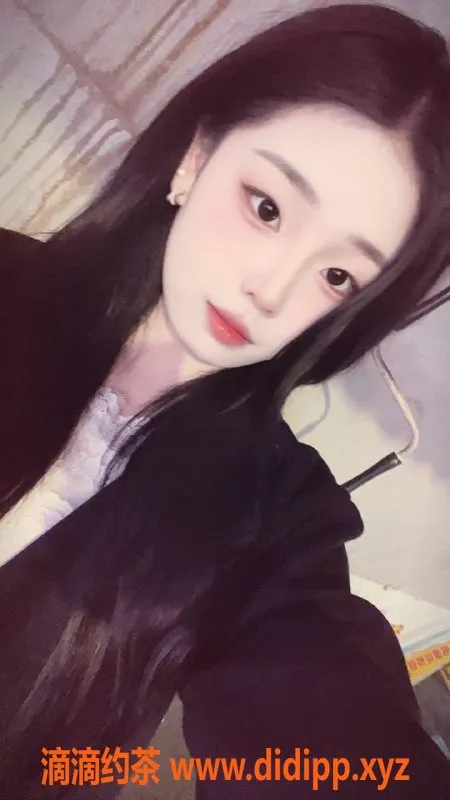 成都楼凤-武侯区萱萱，18岁微胖嫩妹，口活超棒！