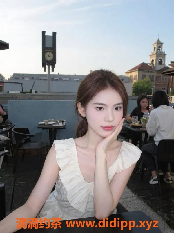 惠州楼凤-大亚湾渔渔，168cm，19岁，650元服务