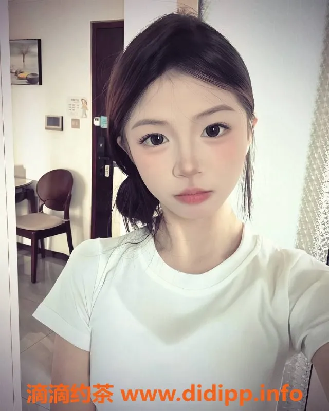 惠州楼凤-小倩，大亚湾，身高162，88斤，18岁，700p