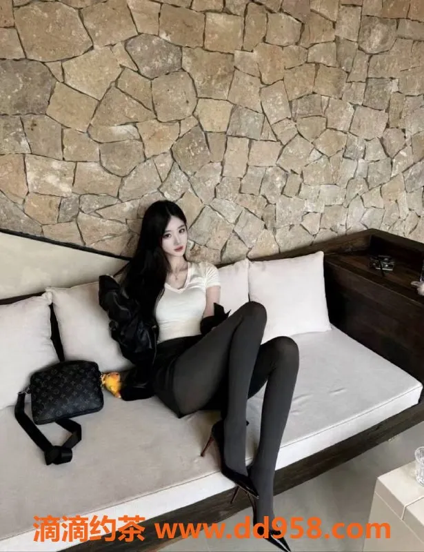 常州楼凤-金坛亚朵酒店嫩妹御姐陪浴服务，600元起