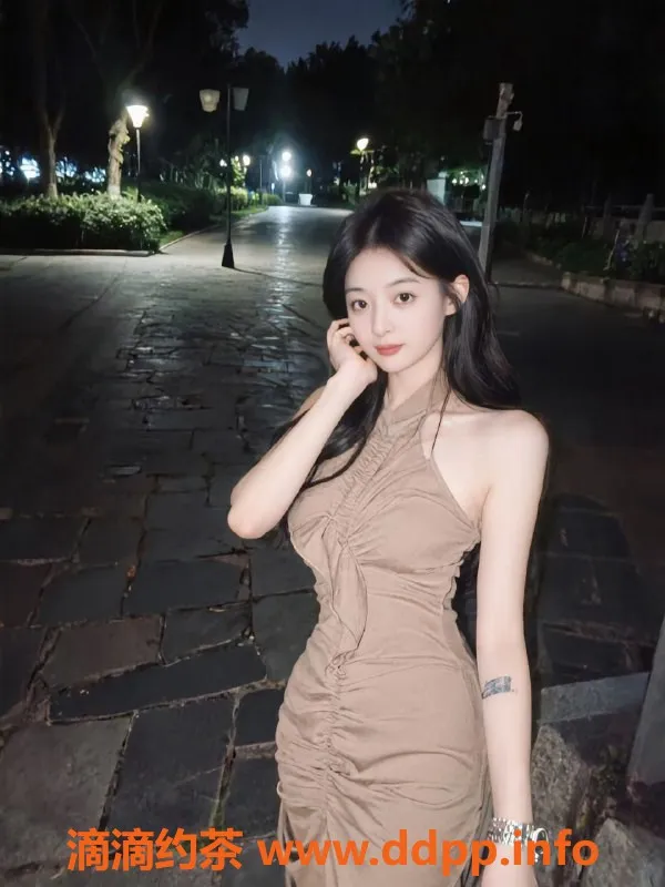 成都楼凤-青羊区小小御姐，7P SM服务，超赞态度！