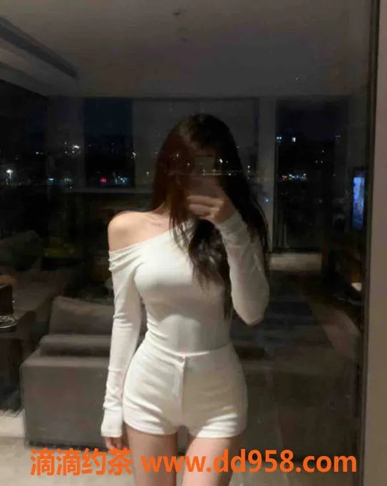 温州楼凤-纪梵希：温州168cm嫩妹，51kg，C罩杯服务推荐