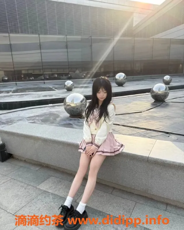 武汉楼凤-汉口区晨晨：颜值高身材好，服务超赞