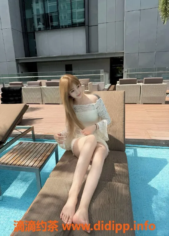 温州楼凤-鹿城大长腿老师瑶瑶，8元体验服务