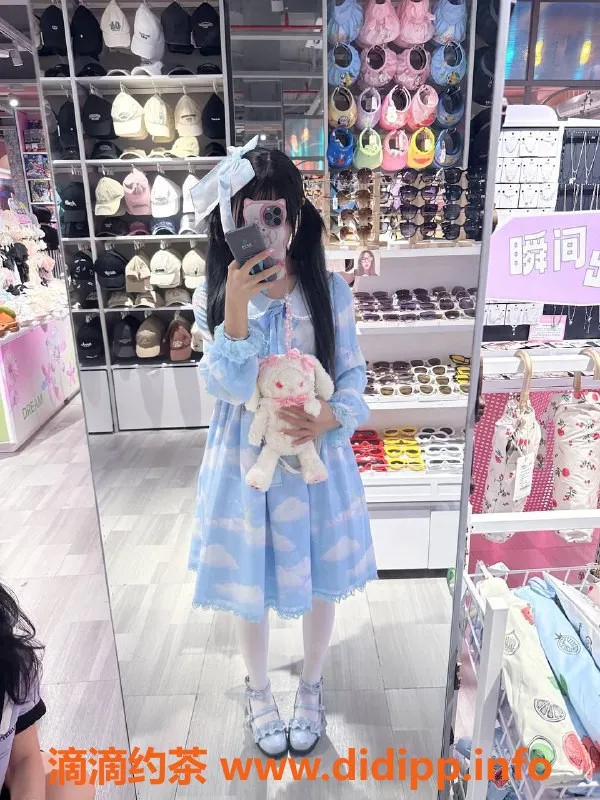 厦门楼凤-软软 05嫩妹 火车站附近 700元可定制cos