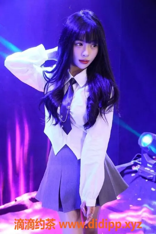 杭州楼凤-上城区一偌，158cm，84斤，胸围B+，05年小妹，课费1000p