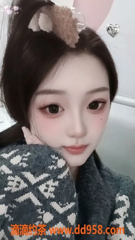 常州楼凤资源信息,武进大学生嫩妹，160cm，92斤，600元起