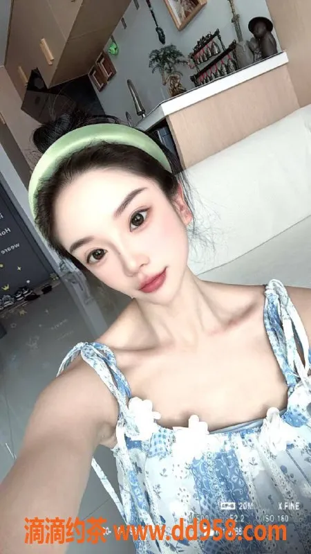 北京上门服务-朝阳双井小秋，26岁 C罩杯，茶费8元可上门服务