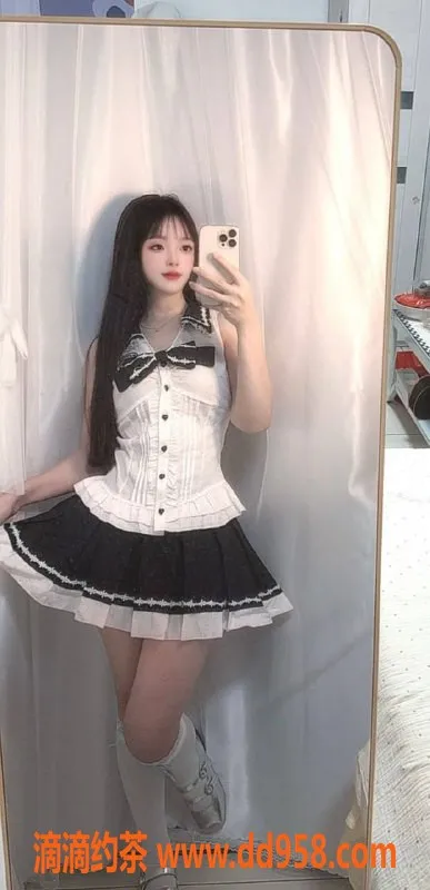 北京楼凤-天通苑软软，26岁165cm C罩杯，茶费8