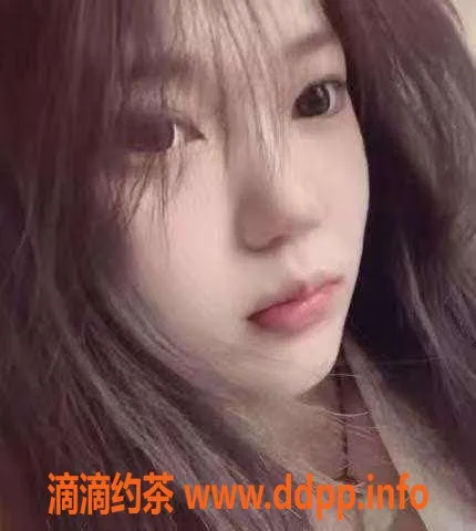 重庆楼凤资源信息,渝北区小鸭，19岁，身高165，C罩杯等你来体验！