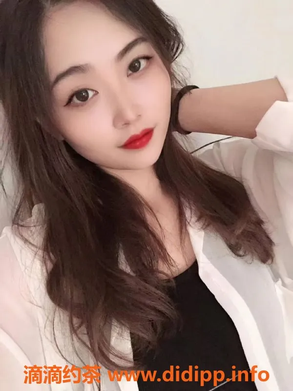 广州楼凤-白云小颖现身，400元起享受魅力体验