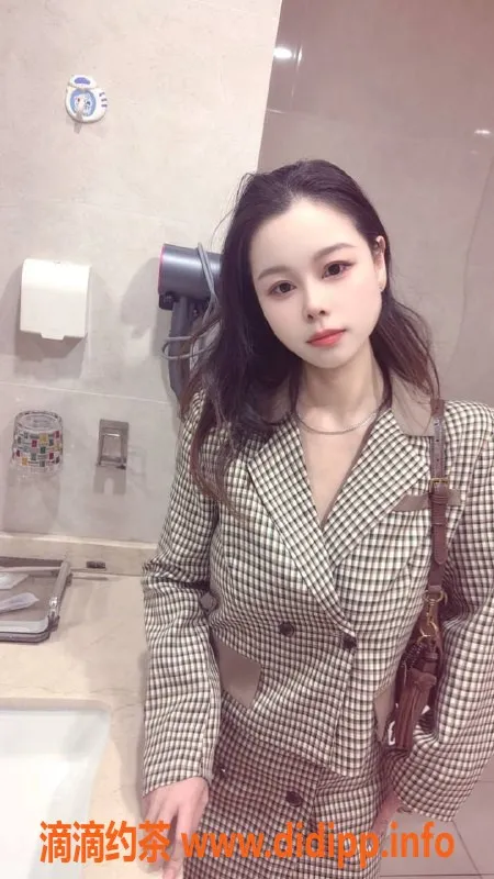 中山楼凤资源信息,西区28岁西施，C胸，500元畅享服务