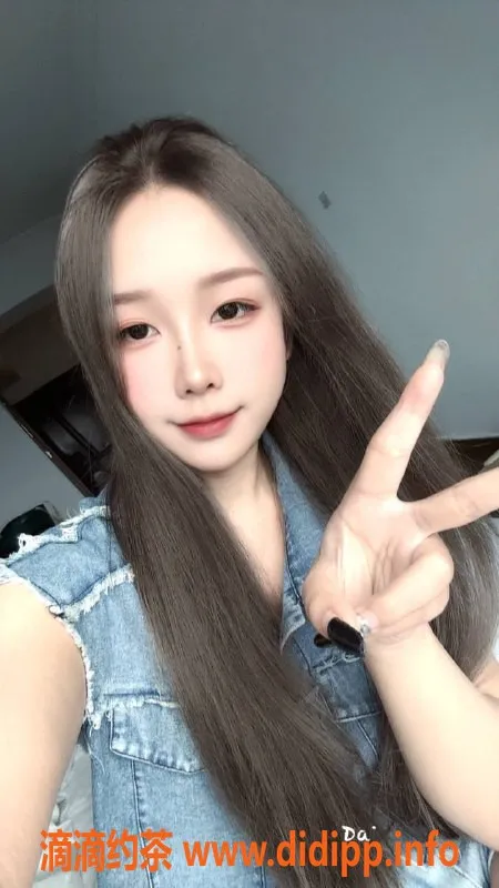 中山楼凤-石岐曼曼，20岁，36C，超值服务等你体验