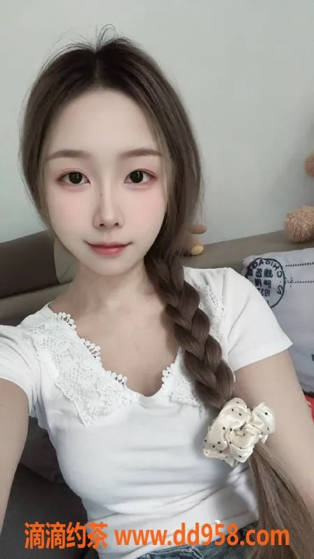 中山楼凤-石岐曼曼，20岁，36C，超值服务等你体验