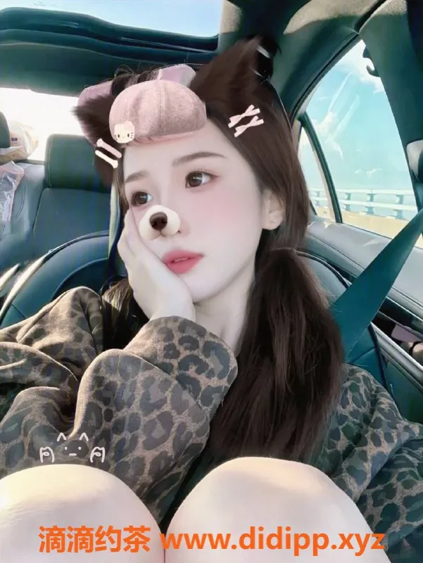 深圳楼凤-龙华嫩妹可乐，1100起价，舌吻服务