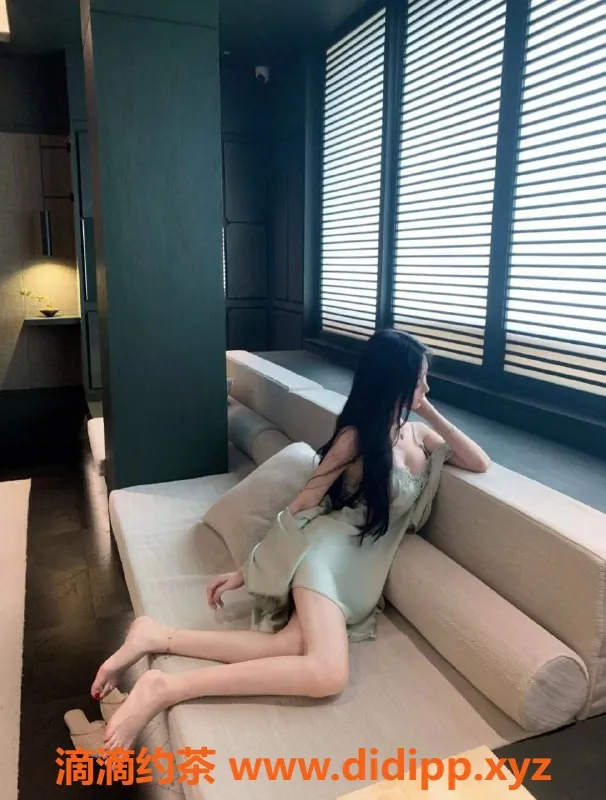 扬州楼凤-泰州海陵小芒果：身材出众，服务一流