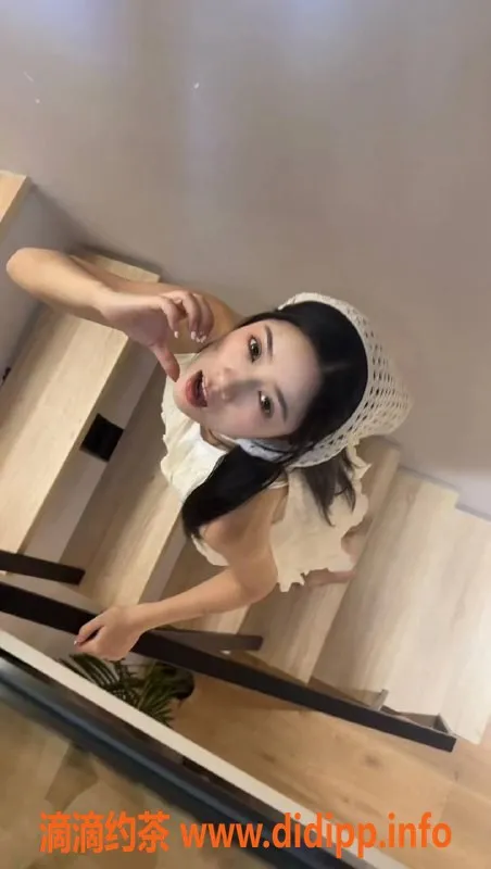 福州楼凤-泉州千千，161高挑美少女，48斤36B，诱惑服务等你来体验