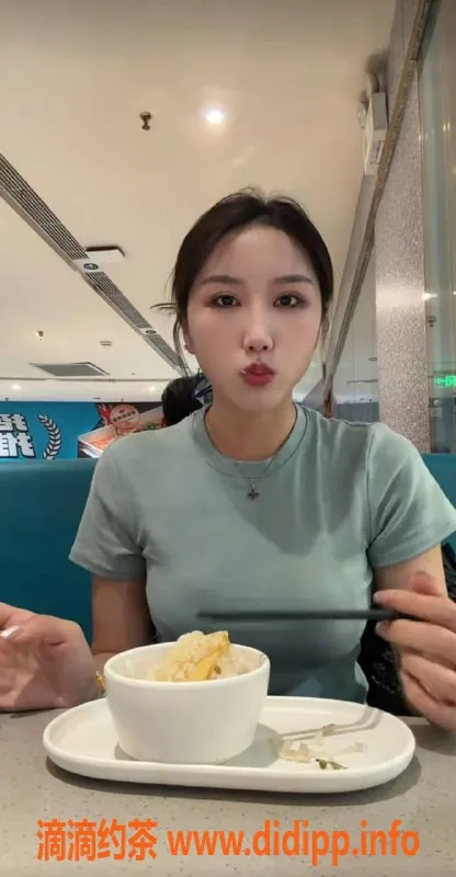 中山楼凤-火炬2位美女上班，300快餐400洗吹服务