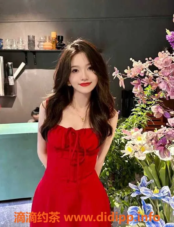 广州楼凤-天河新人可可，21岁165cm，胸围32D，460元/次