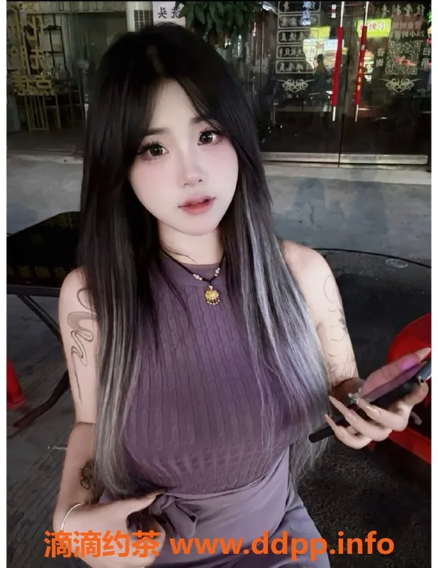 赣州楼凤-大胸纹身妹啾啾，164cm，49kg，只要700全套！