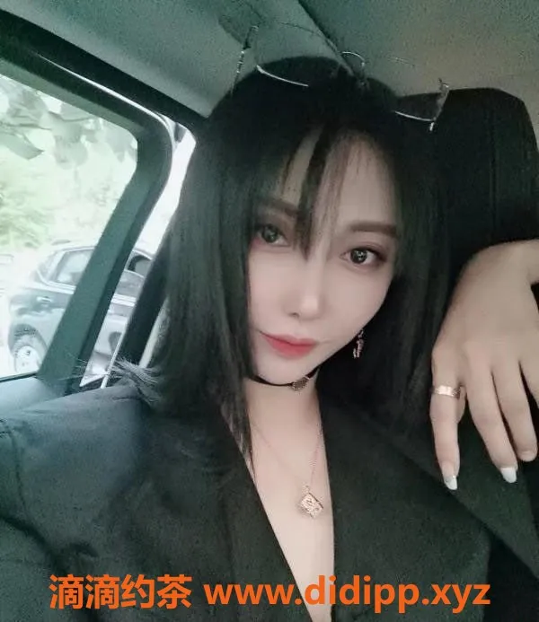 上海楼凤资源信息,上海普陀区25岁妹纸，一字马服务800元