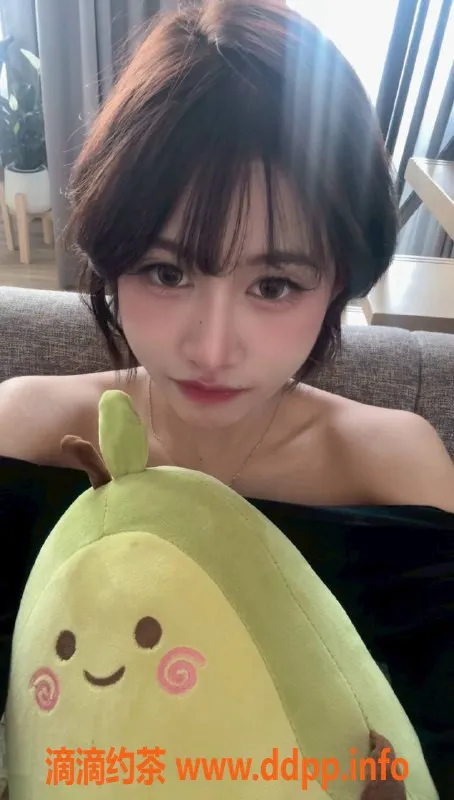 杭州上门服务-上城新城广场22岁D胸美艳小姐，身高163，火热服务等你来体验！