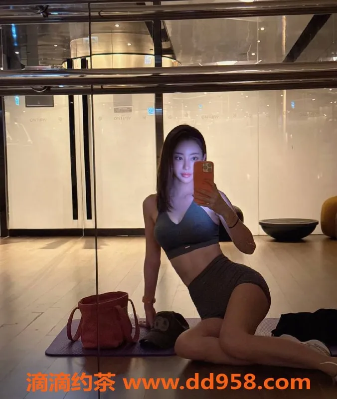 杭州上门服务-上城爱莎尼亚D胸，21岁性感妹子等你约