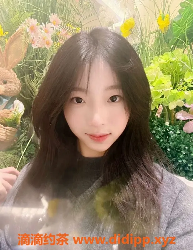 无锡楼凤-梁溪超嫩学妹170大长腿，皮肤雪白