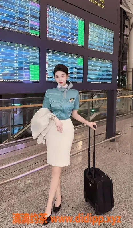 无锡楼凤资源信息,梁溪超级空姐，顶级身材！