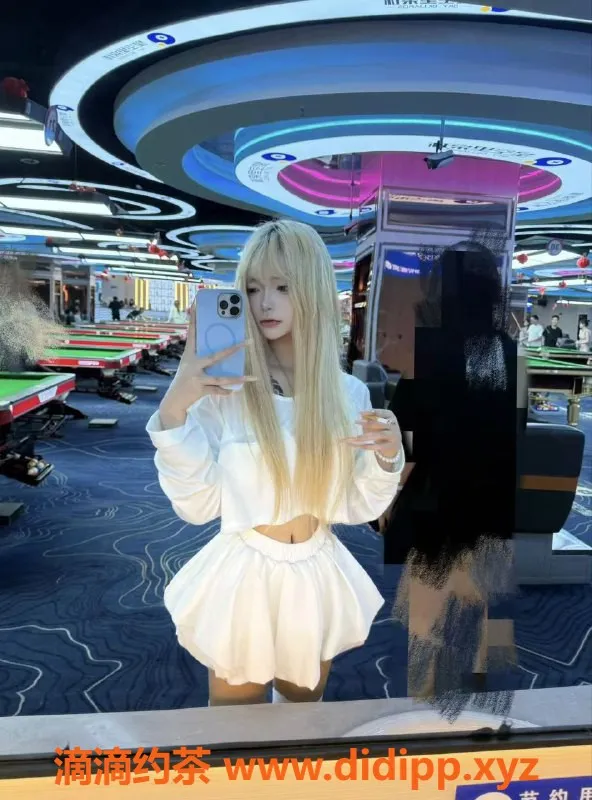 成都楼凤-成华区嫩妹雨雨，颜值8分，服务超好