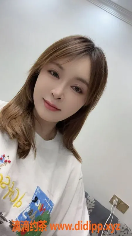 重庆楼凤资源信息,渝北27岁粉珍珠，106斤36C热情服务