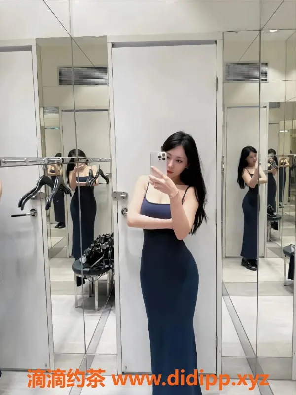 深圳楼凤-南山菠萝，25岁166cm，胸围36C，价格600起