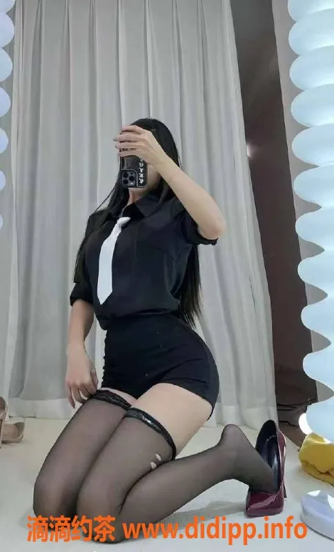 北京楼凤-潇潇，湖南170cm E罩杯，8茶费等你来体验