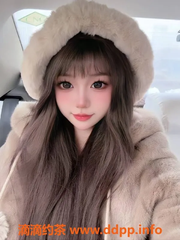 北京楼凤-成寿寺奶芙，18岁女孩，身高168，茶费8