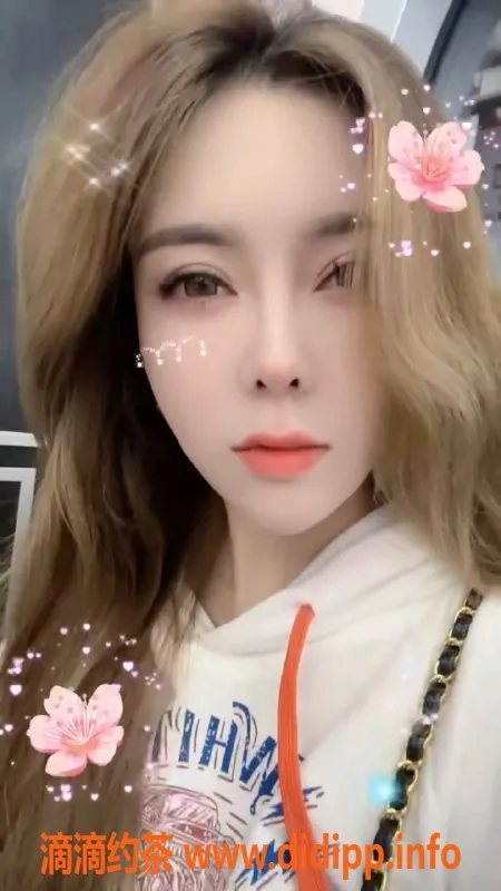 无锡楼凤资源信息,惠山区可奈，159cm，48kg，日式陪浴服务，特别优惠中