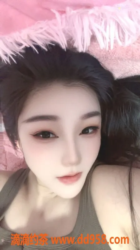 深圳楼凤资源信息,龙岗26岁开心，身高162cm，胸围36C，服务热情