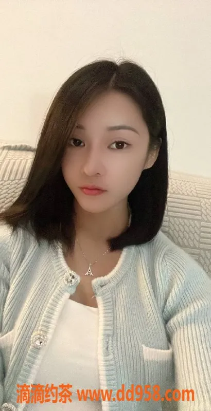 深圳楼凤-宝安心动晓欣，22岁164cm，900元体验