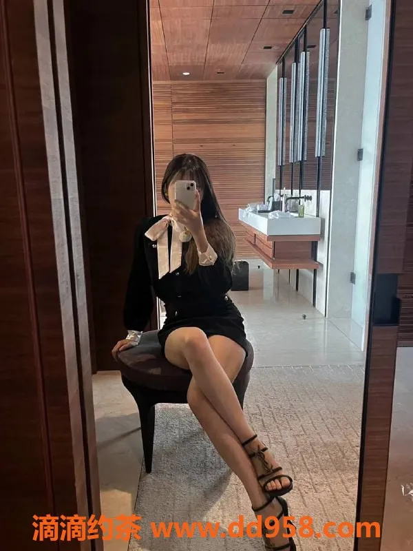 深圳楼凤-南山嫩妹小狮子，1500元起开启制服调情之旅