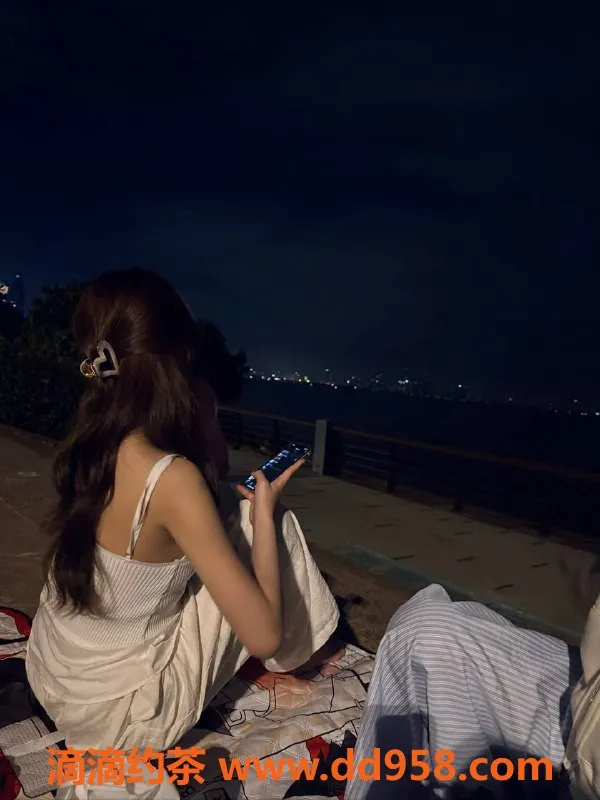 深圳楼凤资源信息,南山嫩妹小狮子，1500元起开启制服调情之旅