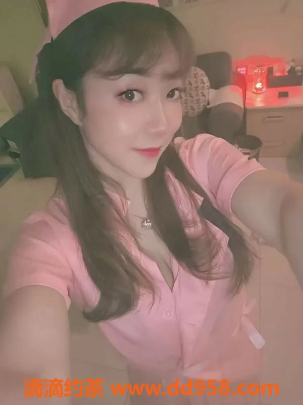 深圳楼凤资源信息,龙岗区可乐，服务价位500-900p