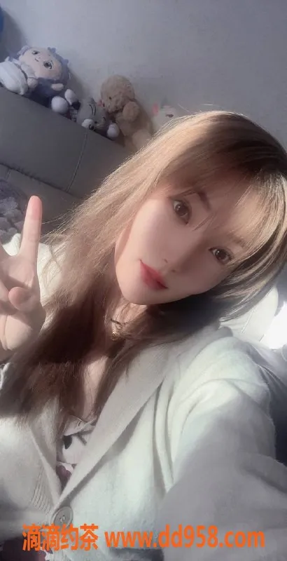 广州楼凤-广州天河洛依，500元正骨服务，超大长腿！