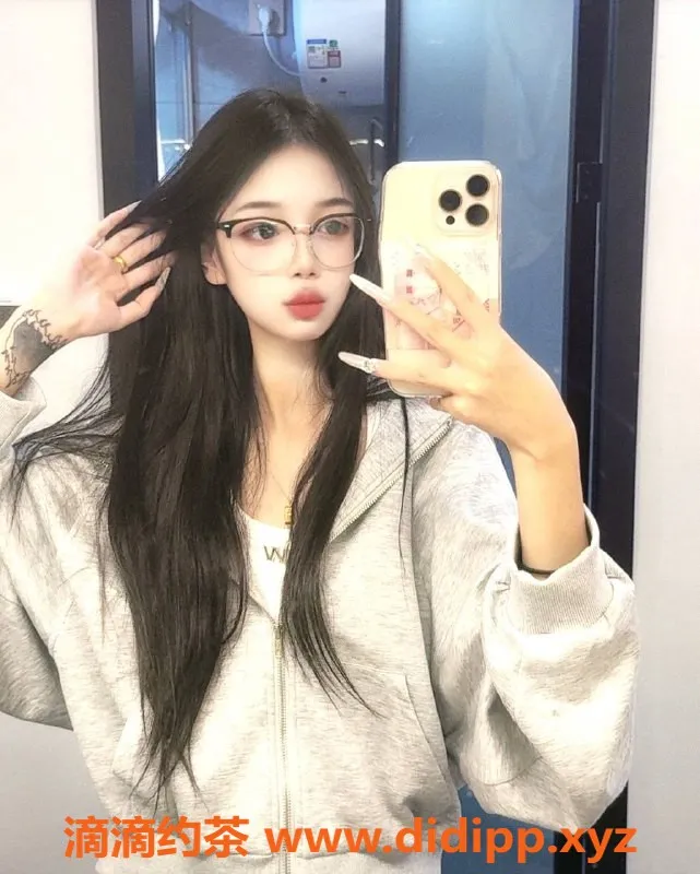 深圳楼凤-龙华嫩妹伊一，163cm，45kg，1200P起