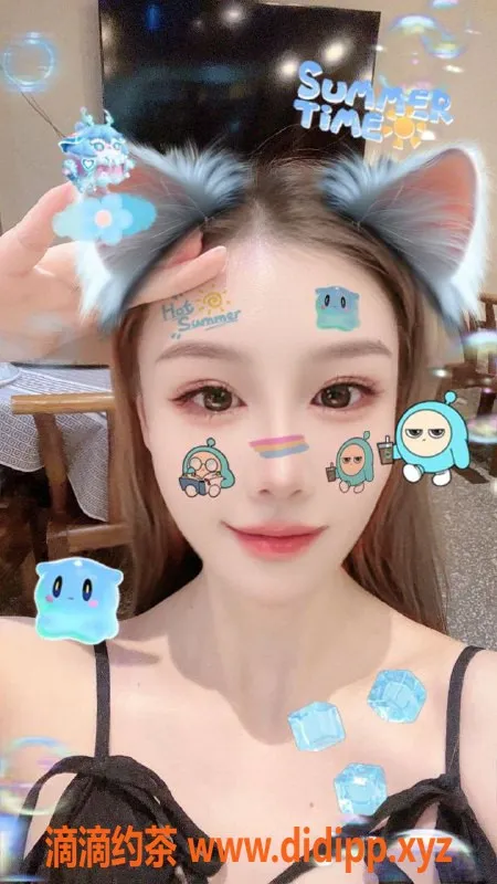 广州楼凤-天河东站诗文，提供鸳鸯浴与69服务