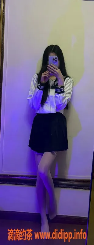 广州楼凤资源信息,广州天河嫩妹晨晨，700元舌吻服务